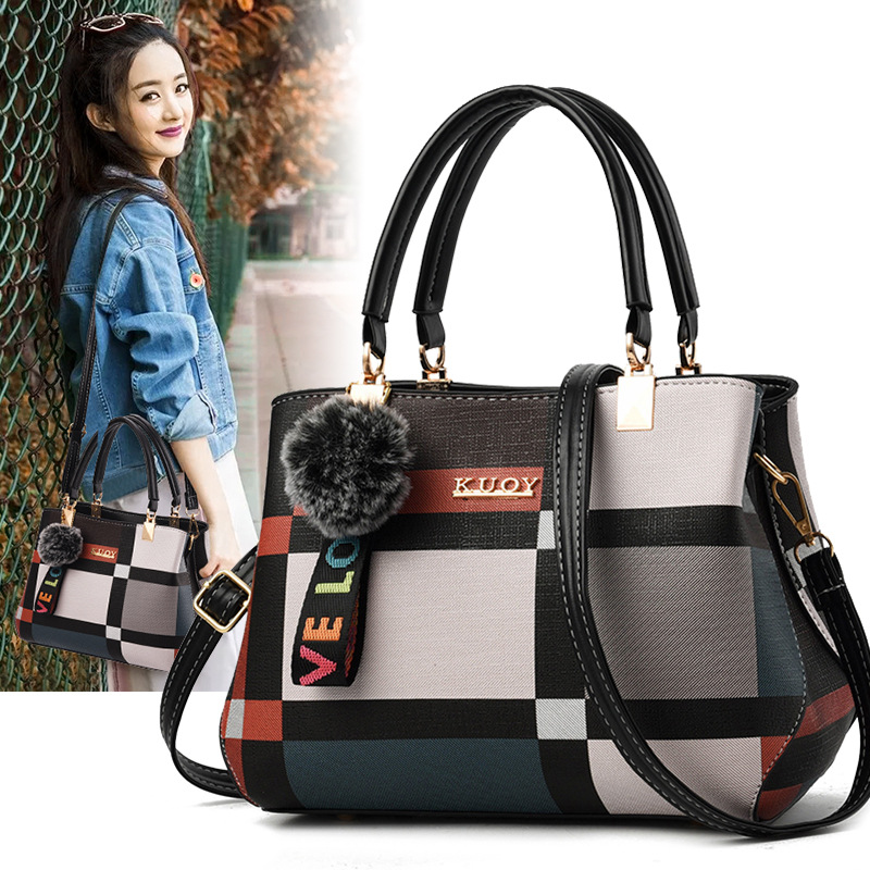 Direct sales from the manufacturer of the 2022 new Korean style checkered fashion single-shoulder crossbody bag for middle-aged moms Specification drawing