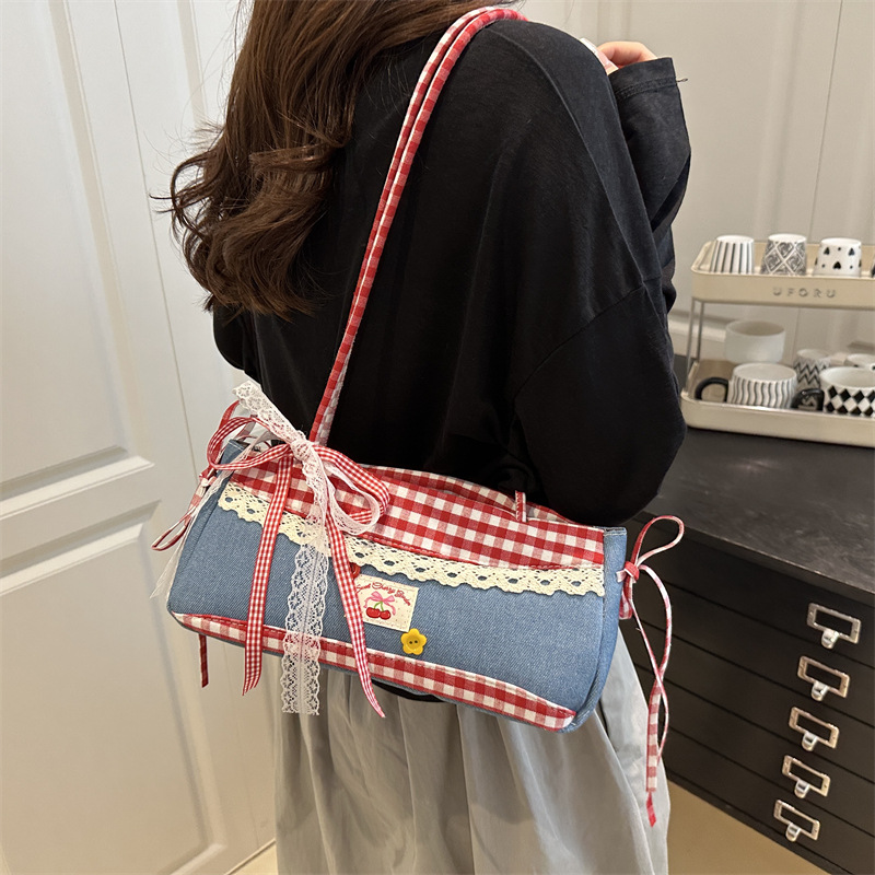 Cute checkered underarm bag, summer single-shoulder bag, fashionable and versatile, Korean-style commuting large-capacity school commuting bag details Picture