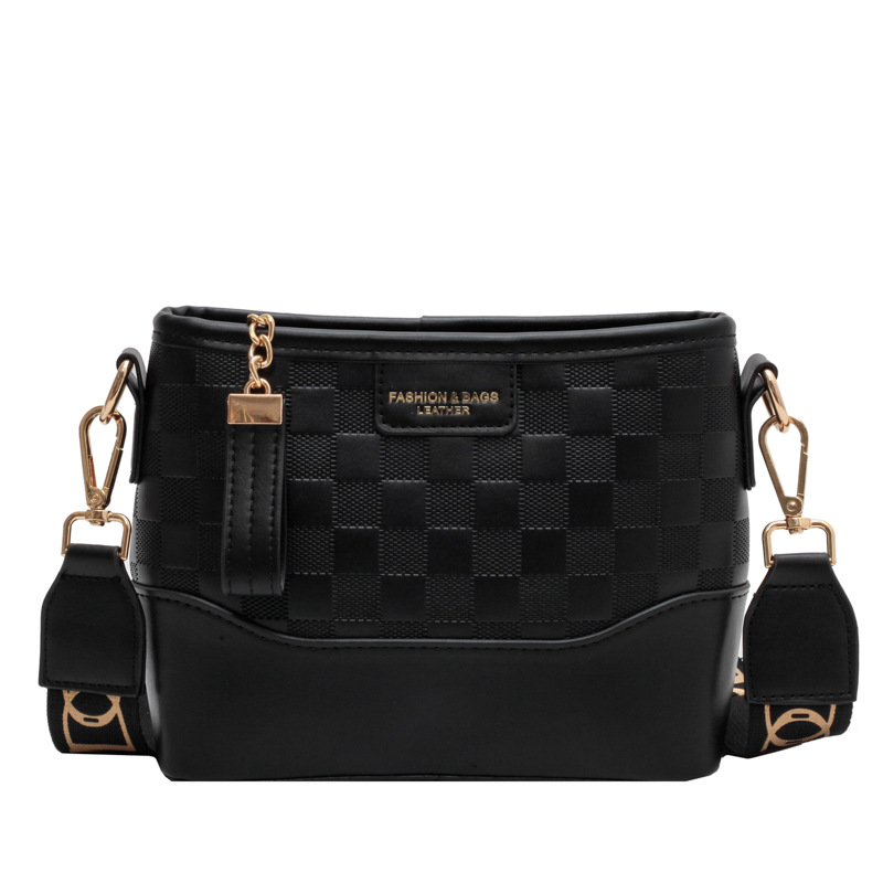 This year's popular bag women 2025 new trendy and fashionable wide-shoulder crossbody bag, versatile ins casual wandering bag Item Picture