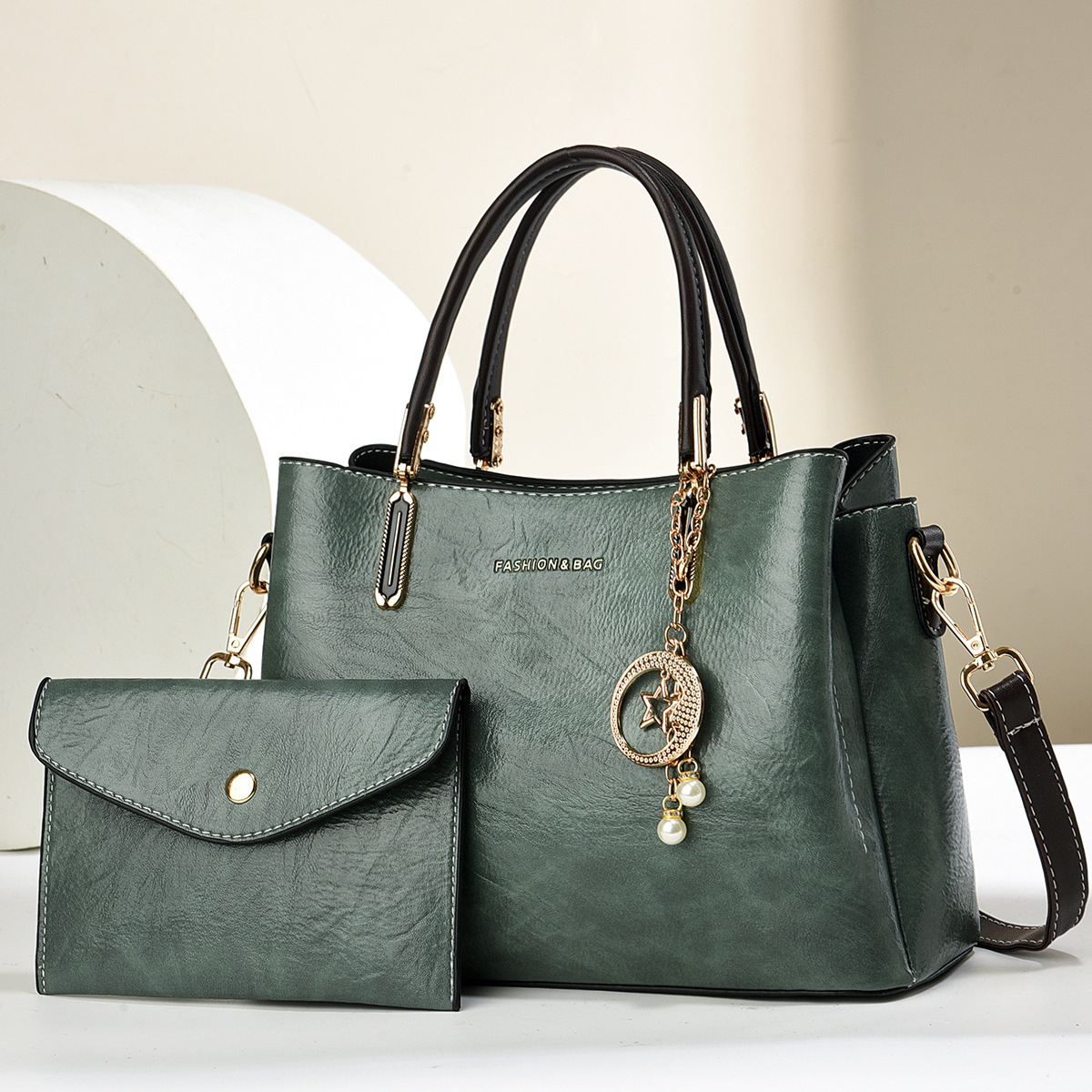 New retro and fashionable mother-and-child bag, simple cross-border versatile handbag, high appearance level, large capacity single-shoulder bag, crossbody bag details Picture