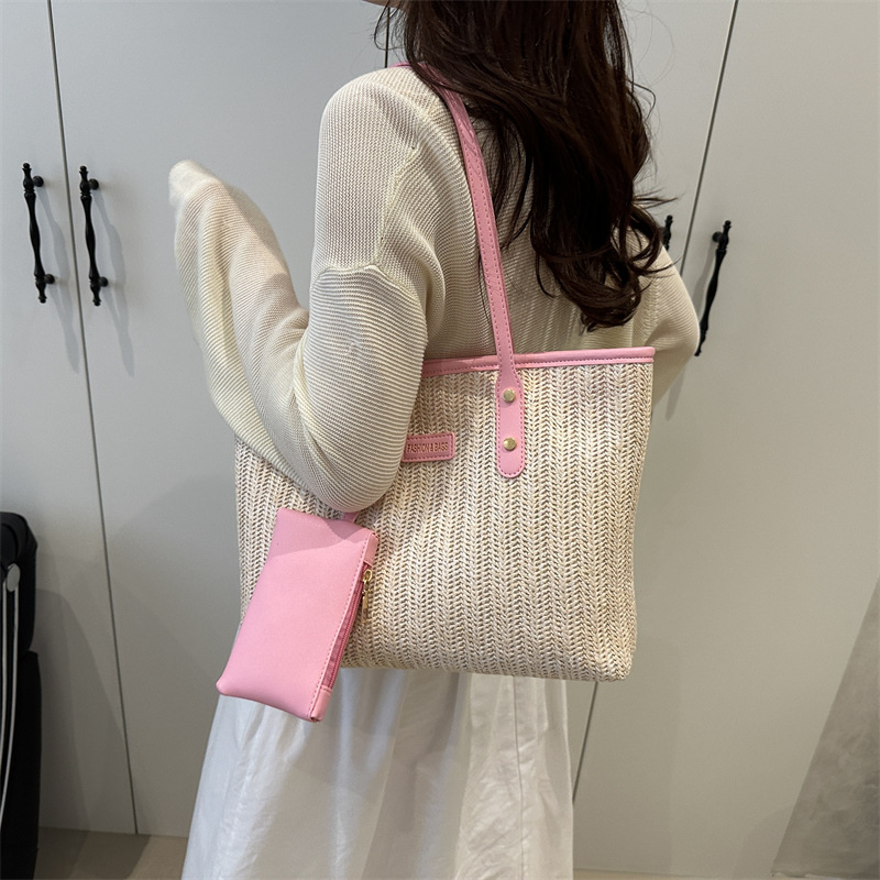 New Spring and summer Korean-style simple color-blocking patchwork versatile woven tote bag, large-capacity commuting single-shoulder crossbody bag details Picture