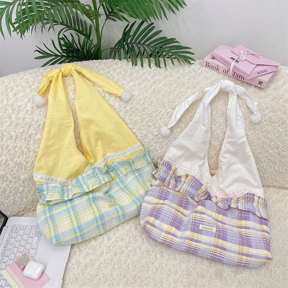 The 5722 summer new style bag is a simple and fashionable pleated checkered lace patchwork single-shoulder commuting bag for going out to work full figure