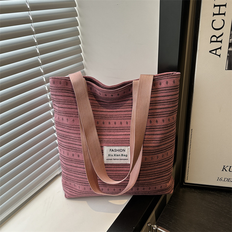 Japanese-style simple single-shoulder canvas bag 2025 new style fashionable striped hand-held single-shoulder bag for class tote commuting full figure