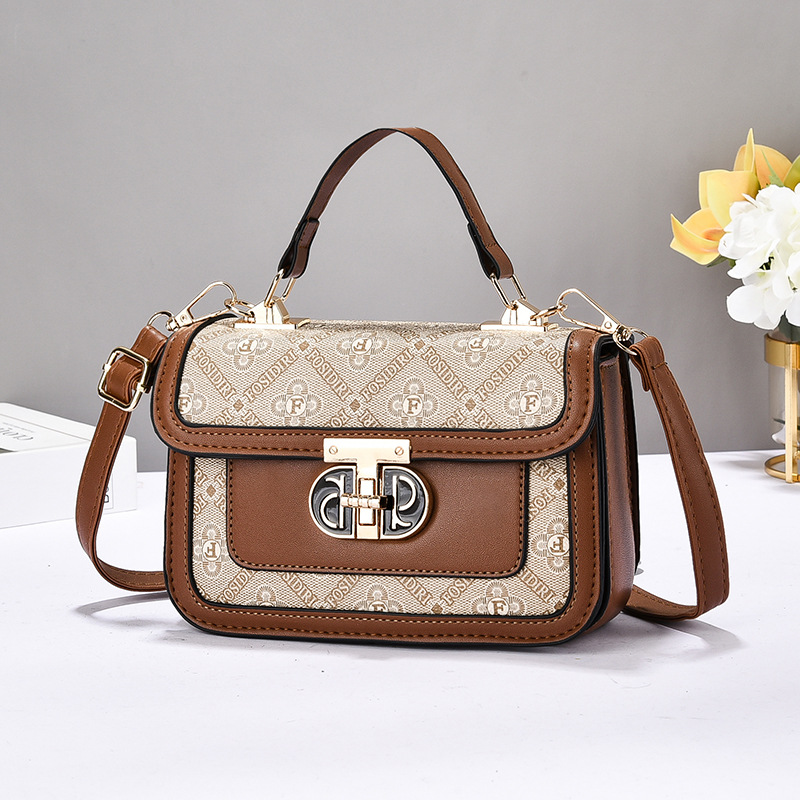 This year, we offer a one-piece consignment service for the 2025 new stylish and high-quality women's single-shoulder crossbody bag from our manufacturer details Picture