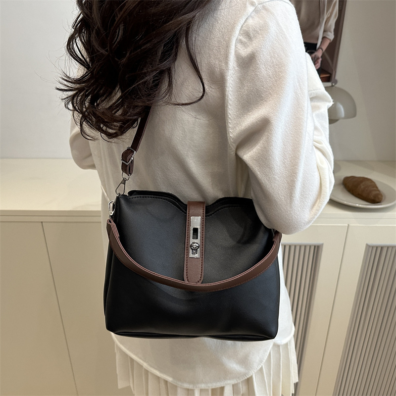 New high-end quality bucket tote bag, large-capacity crossbody bag, hand-held bill shoulder bag, solid color, simple and versatile for commuting Specification drawing