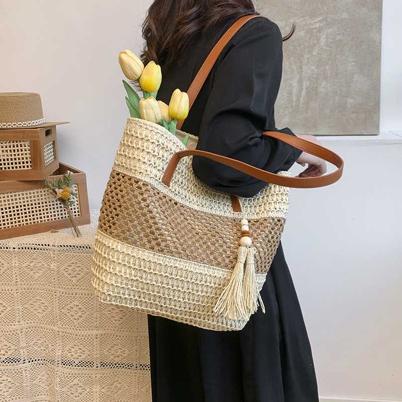 Summer stylish and hollowed-out hand-held straw woven bag 2025 new style versatile beach vacation single-shoulder woven bucket bag Specification drawing