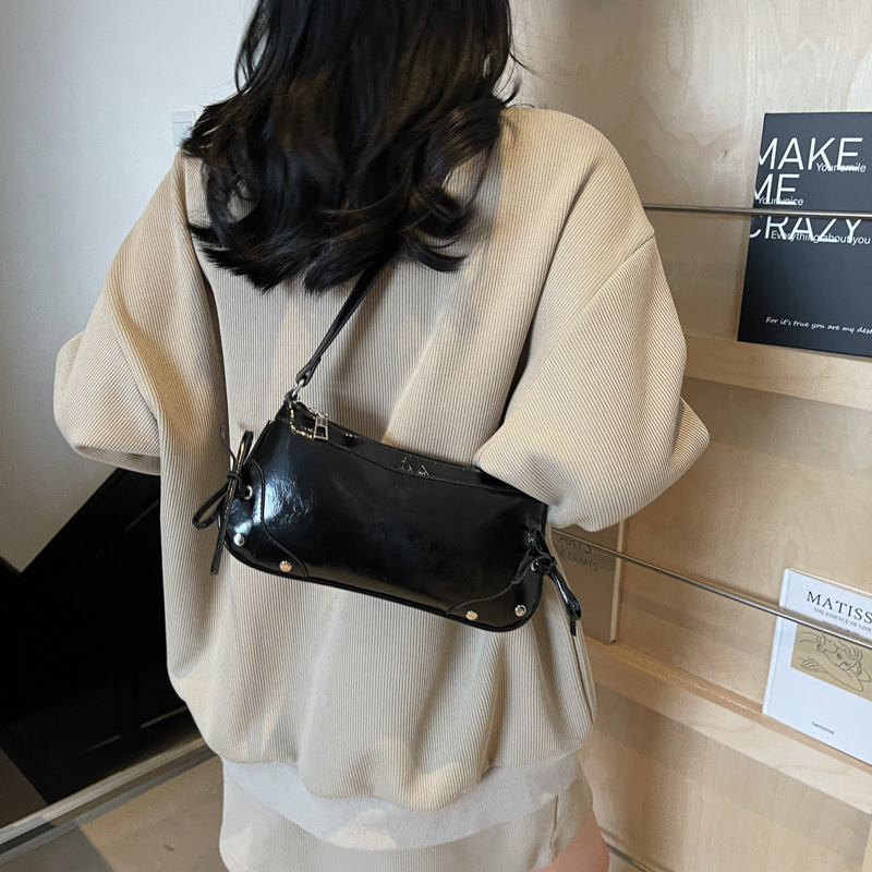High-end underarm bag for women, 2025 new niche commuter bag for women, retro and versatile single-shoulder crossbody bag for women Specification drawing
