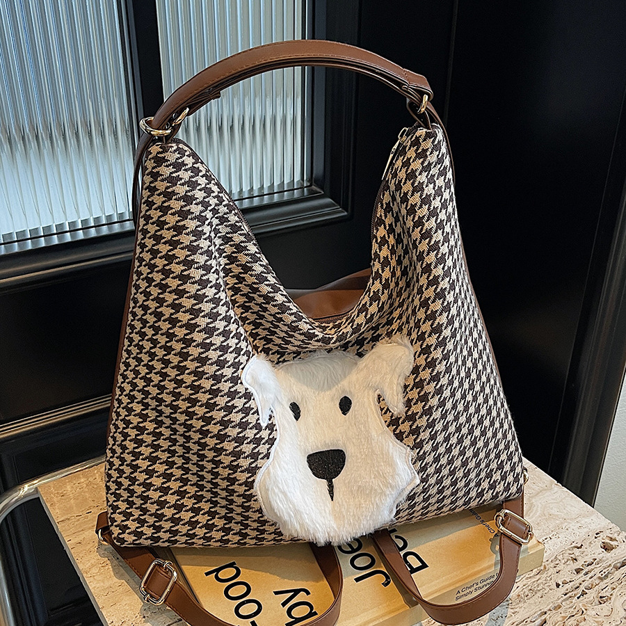 Casual commuting Tote bag for women, large capacity 2024 new cartoon single-shoulder crossbody multi-functional lightweight backpack full figure