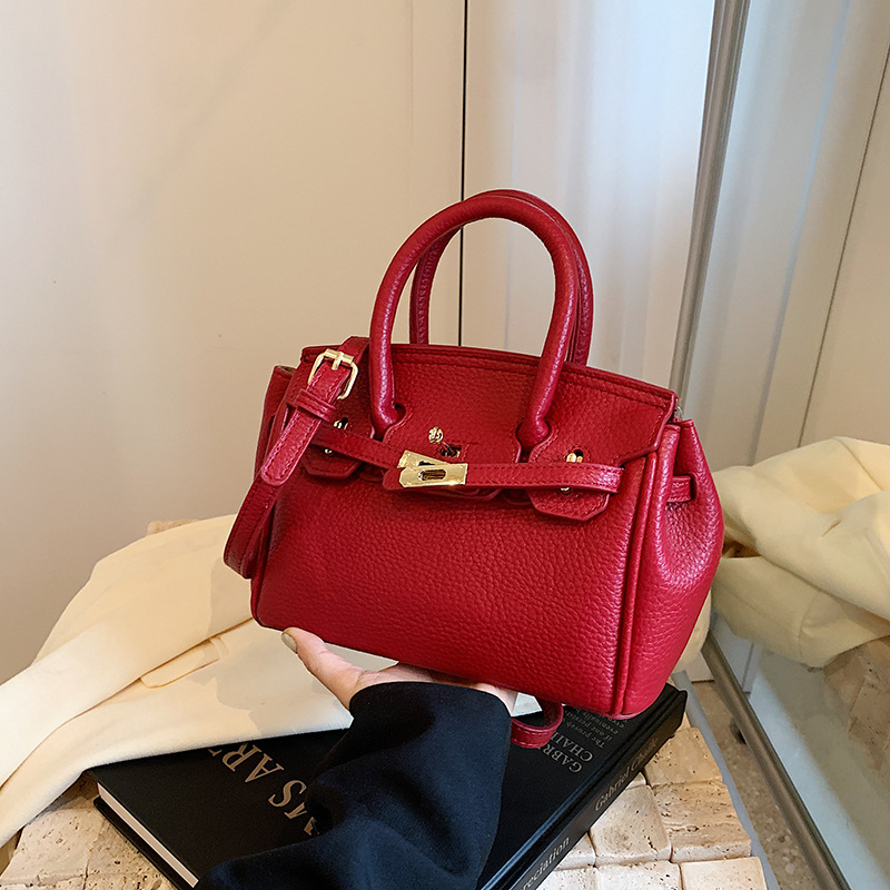 High-end and niche design bag for women, 2024 new retro crossbody bag for women to carry to work, platinum Kelly bag Specification drawing