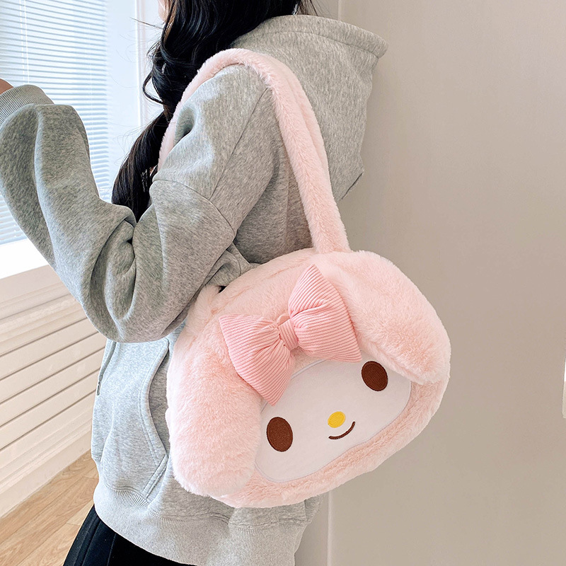 A cute Japanese-style cartoon bag for both hand and shoulder use, a sweet and large-capacity plush crossbody bag for class Application Scenario