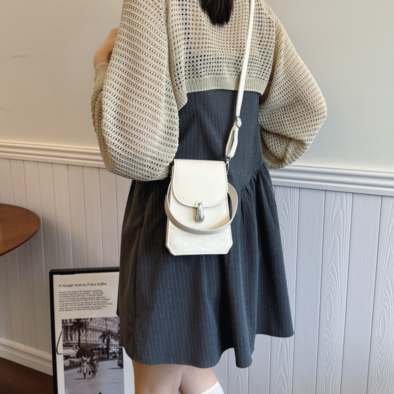 Korean-style fashionable crossbody bag, a niche quality handbag for women, 2024 new summer mini phone bag, single-shoulder bag Specification drawing
