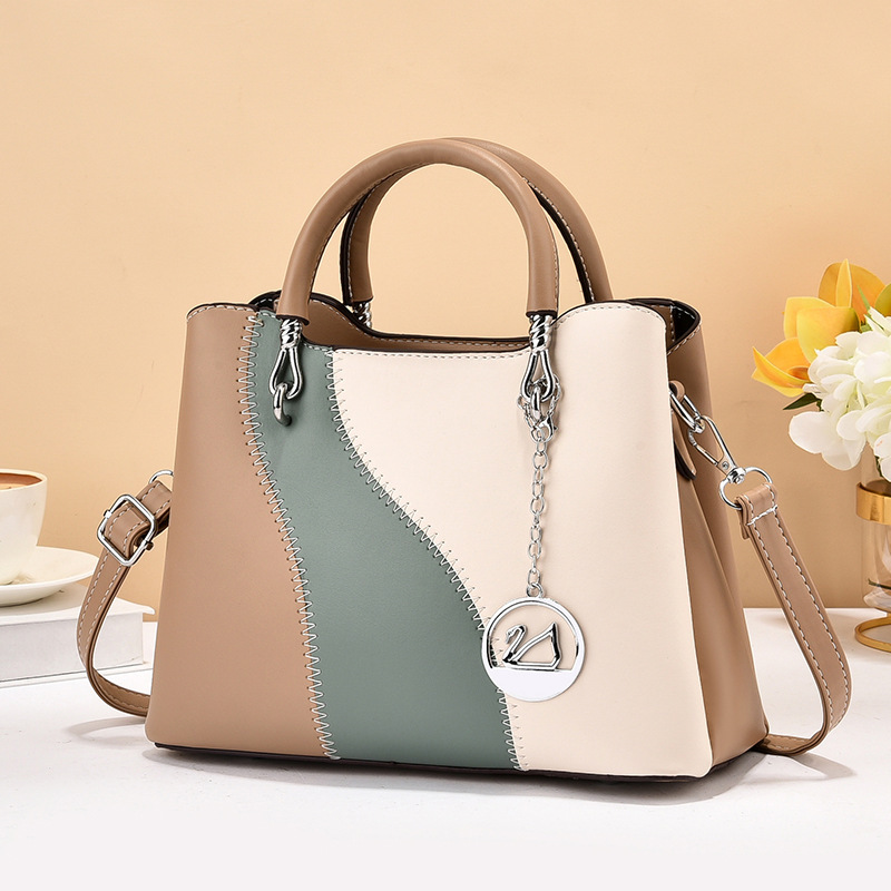 Cross-border trendy bag for women 2023 New trendy bestseller fashionable handbag, simple, large capacity, versatile, single-shoulder crossbody bag Item Picture