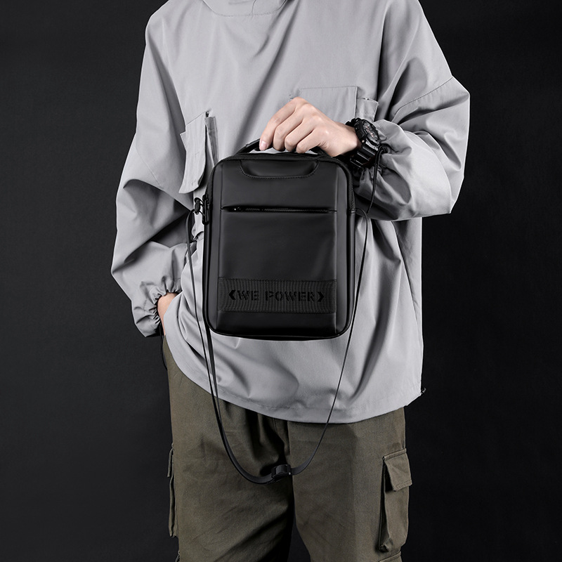 WEPOWER's new large-capacity crossbody bag is a men's casual business travel handbag details Picture