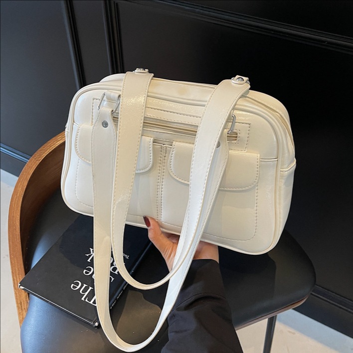 Large-capacity hand-held small square bag, popular bowling bag, 2025 new trend underarm bag, Korean style fashionable single-shoulder bag full figure