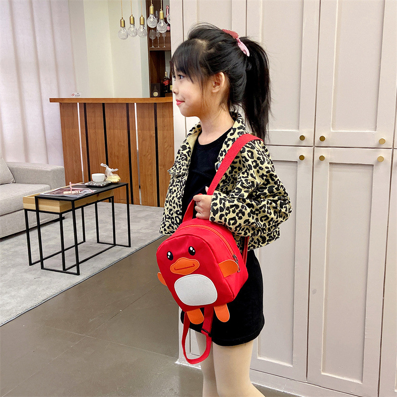 Kindergarten schoolbag, cartoon cute little yellow duck, girls' backpack, children's bag, mini backpack for babies aged 1-5 Specification drawing
