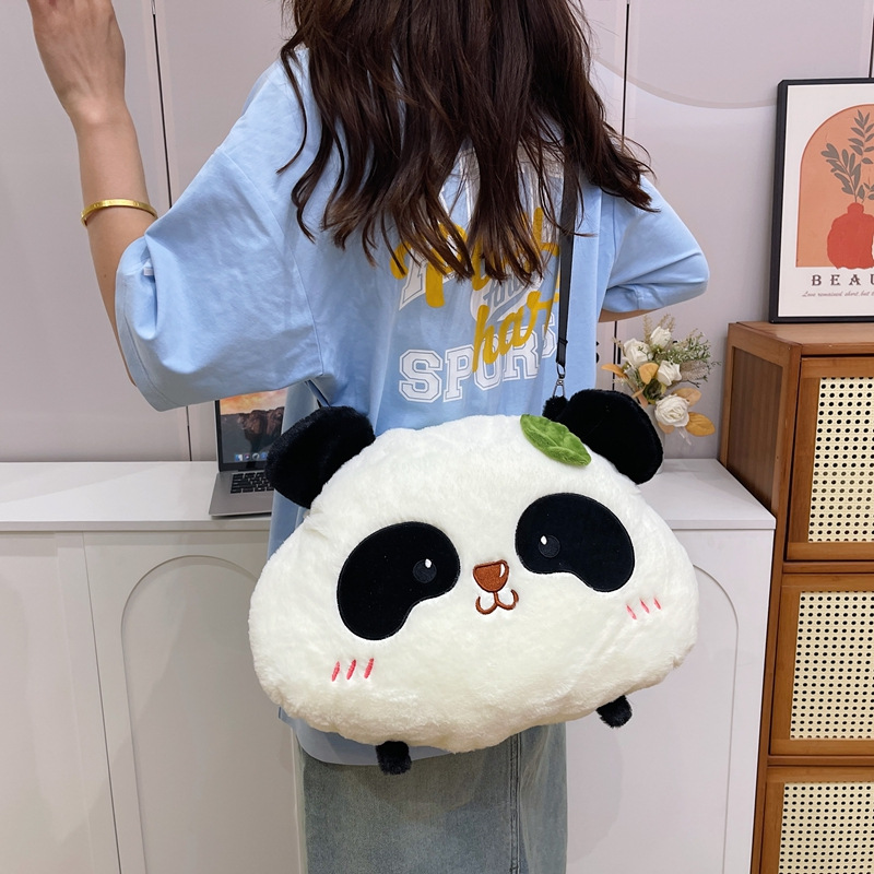 New cartoon panda backpack 2024 model, personalized furry backpack, plush doll, large-capacity backpack style Specification drawing