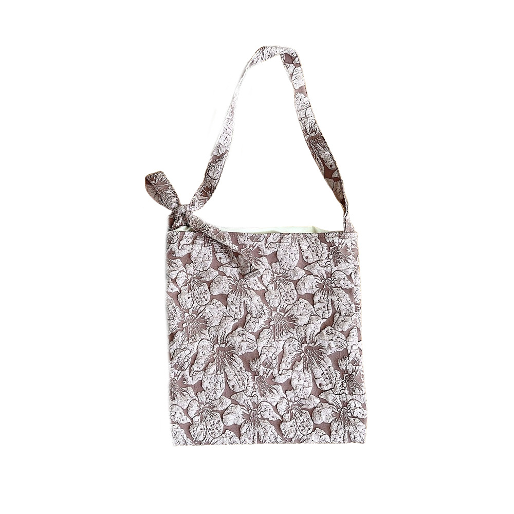 45153 French embossed Jacquard canvas bag Crossbody bag for Women, 2024 New style hand-held bag shoulder tray underarm bag Item Picture