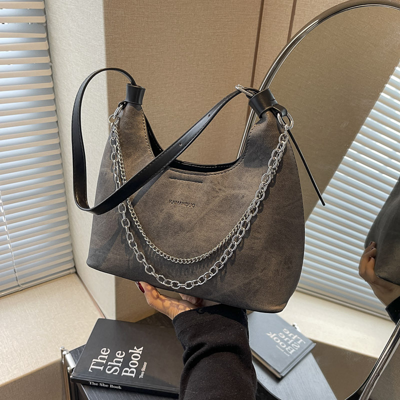 Retro trend underarm bag for women 2024, fashionable and versatile, large-capacity dumpling bag, high-end chain commuting single-shoulder bag Specification drawing