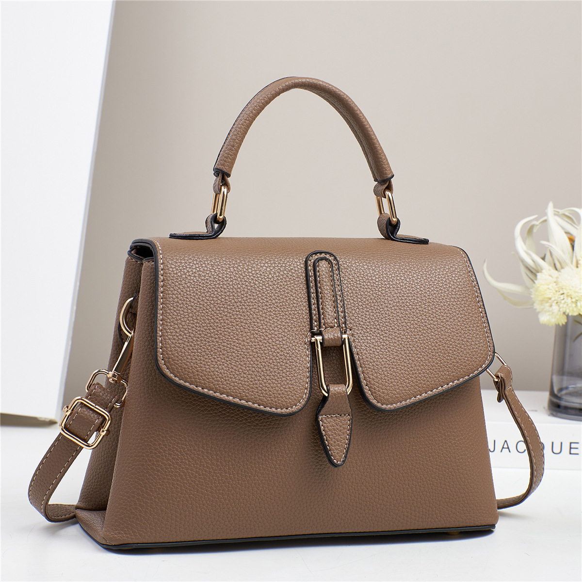 Cross-border foreign trade bag Korean version women's 2025 Fashion handbag, texture single-shoulder crossbody bag women's manufacturer full figure