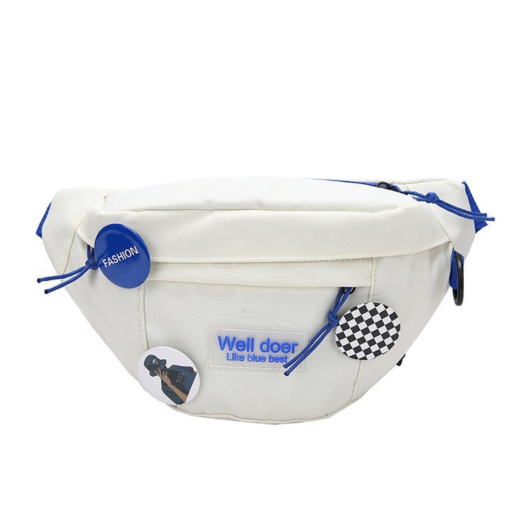 The 2022 new style waist bag, Japanese and Korean trendy women's crossbody bag, classic and retro, versatile, water-resistant small chest bag for both men and women Application Scenario