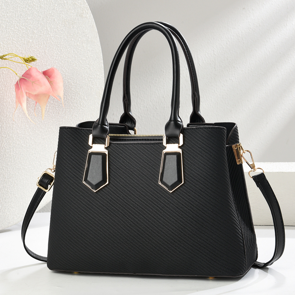 Cross-border PU bag for women 2025 New style, fashionable, casual and retro single-shoulder crossbody bag, simple and casual handbag for women full figure