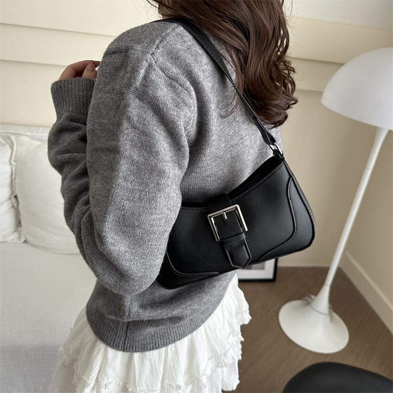 A new 2024 Korean-style Instagram trendy and simple hand-held dumpling bag for women, exuding a sense of high-end single-shoulder crossbody Specification drawing