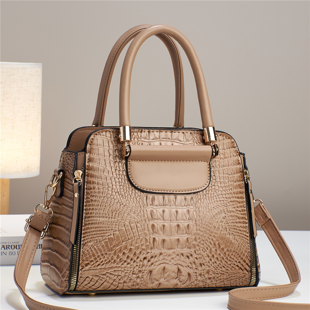 The manufacturer's best-selling foreign trade direct mail 2023 summer new single-shoulder crossbody bag is a fashionable mom bag and a versatile and elegant ladies' bag details Picture