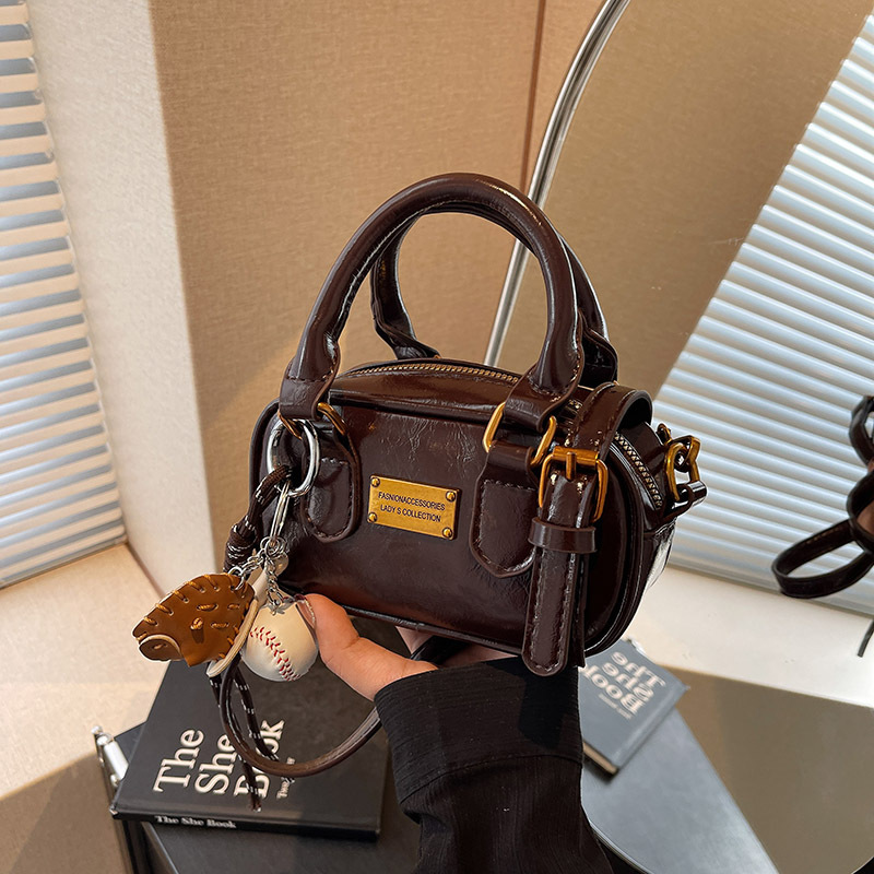 High-end quality small bag for women, 2024 new hand-held pillow bag, Boston design sense, fashionable commuting crossbody bag Specification drawing