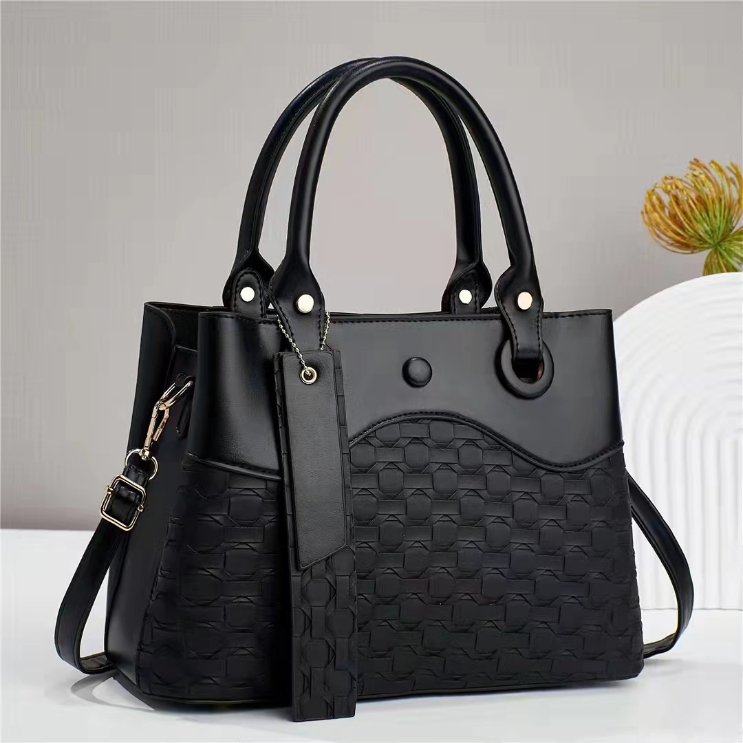 New women's bag, cross-border fashion, large-capacity mom bag, versatile handbag, simple shoulder bag, stylish checkered style full figure