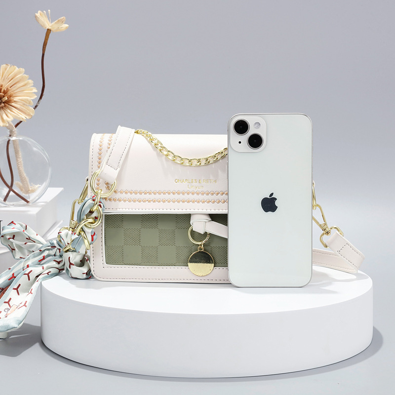 The new summer 2023 trendy women's bag with a checkered chain bag and a silk scarf crossbody bag Specification drawing
