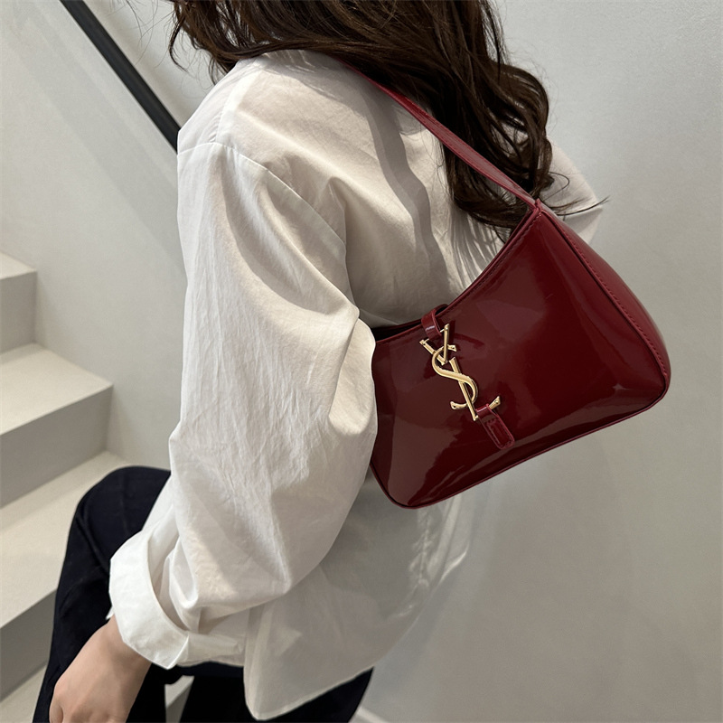 New cross-border handbag for Spring/Summer 2025, versatile and elegant, underarm bag, high-end quality, single-shoulder fashionable women's bag details Picture