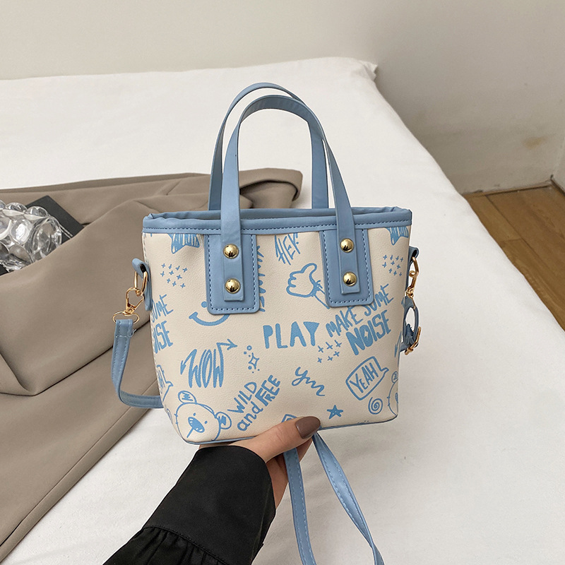 Large-capacity underarm bag, cute cartoon printed single-shoulder bag, new sweet and artistic tote bag for autumn and winter 2024 Specification drawing