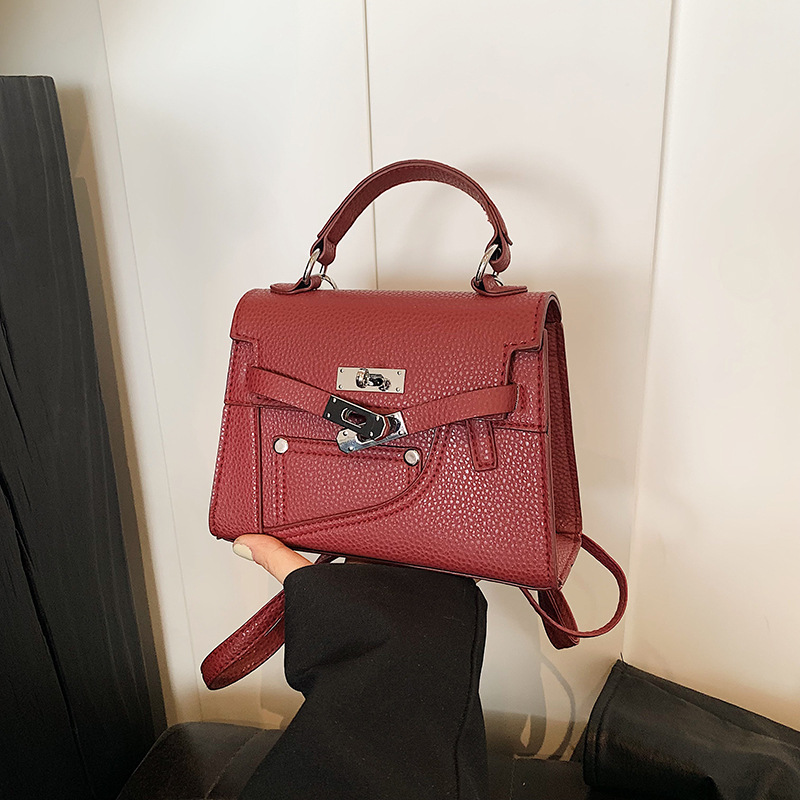 The new 2024 trendy and fashionable crossbody bag, hand-held small square bag and Kelly bag, are all versatile for women in autumn full figure