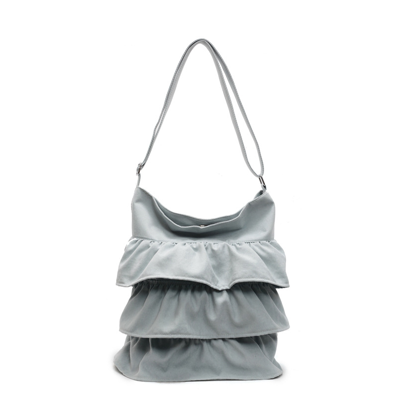 A niche design, fashionable and versatile pleated single-shoulder bucket bag, a new large-capacity casual tote bag for women in 2025 Item Picture