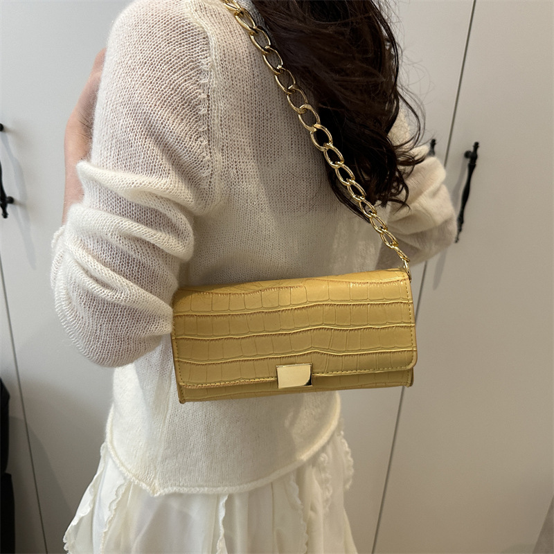 Summer's new collection of bags: retro and versatile crocodile pattern small bags, chain bags, handbags, crossbody bags, and chanel-style single-shoulder bags Specification drawing