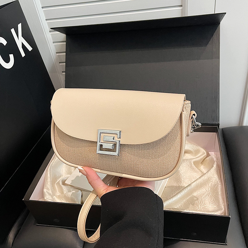 High-end and fashionable saddle bag for women 2025 new style simple, casual and versatile single-shoulder bag, trendy and casual crossbody bag for women details Picture