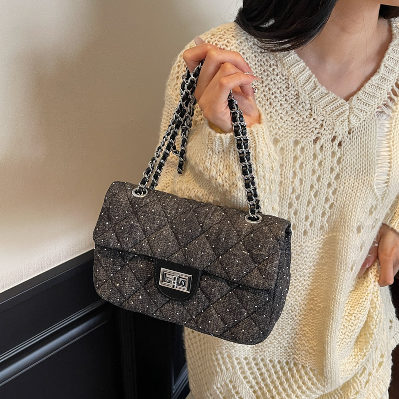Cross-border small square bag, diamond-shaped chain underarm bag for women, 2025 new trendy single-shoulder bag, denim versatile crossbody bag details Picture