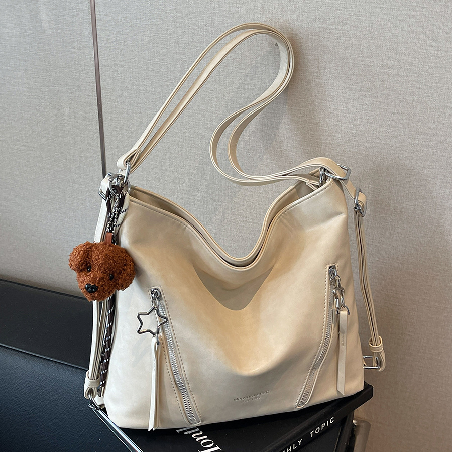 A new Korean version of a niche backpack for women in 2024, featuring a trendy and fashionable large-capacity single-shoulder bag and a high-end commuter tote bag full figure