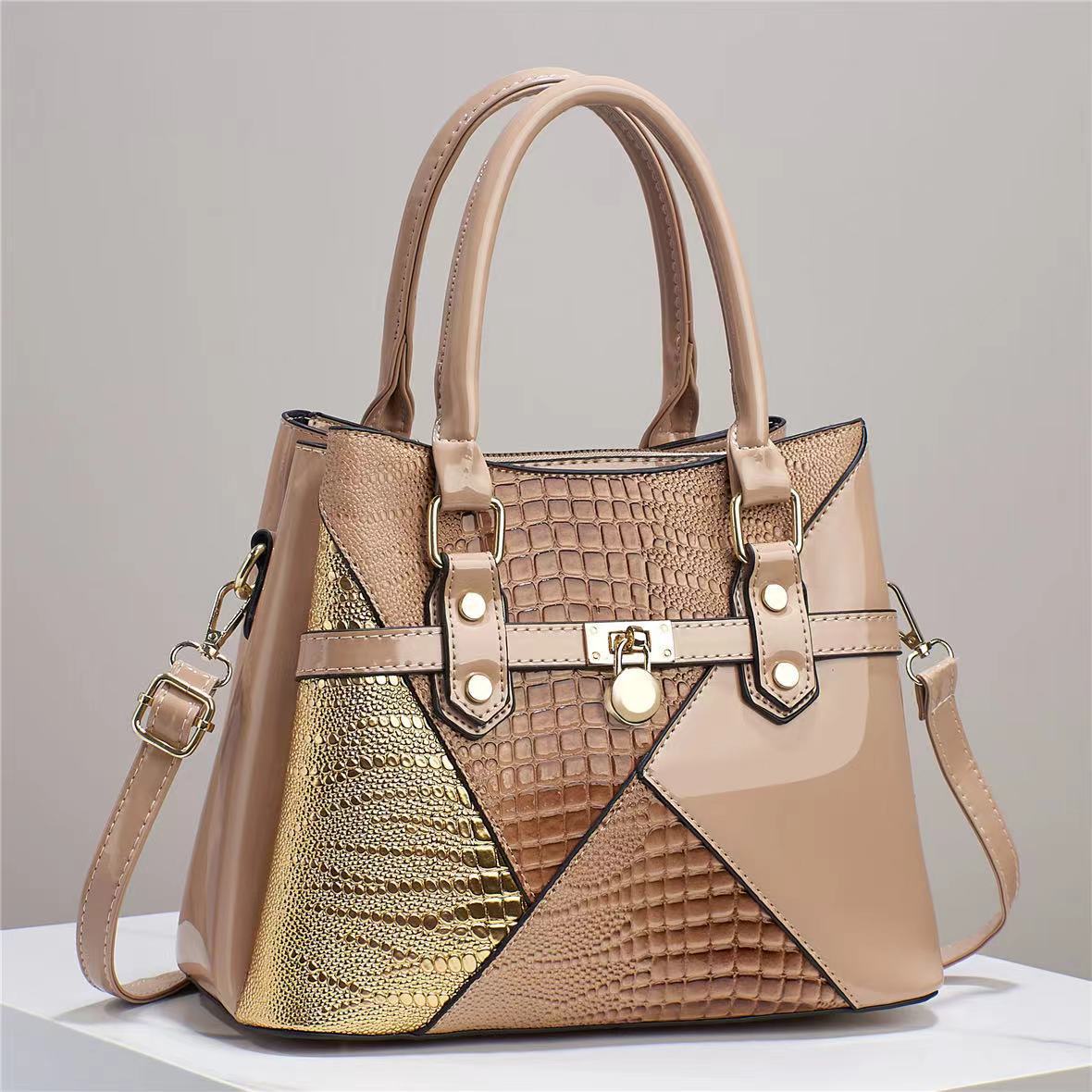 The manufacturer's 2023 new style of fashionable handbags for foreign trade is a versatile mom bag and a stylish crossbody single-shoulder bag for women full figure
