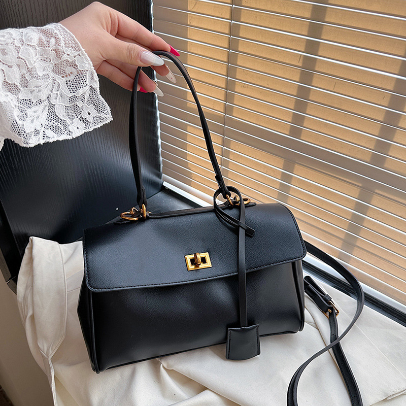 French-style high-end texture soft surface tote bag, simple and large-capacity elegant underarm single-shoulder bag, commuting crossbody bag details Picture
