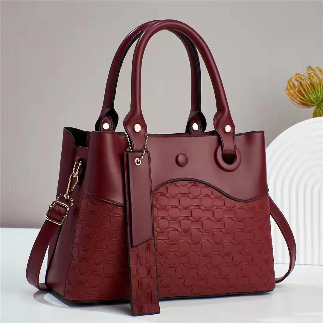 New women's bag, cross-border fashion, large-capacity mom bag, versatile handbag, simple shoulder bag, stylish checkered style Item Picture