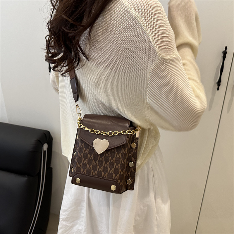 Cross-border 2025 New quality mobile phone bag, commuting fashion single-shoulder bag, trendy and versatile crossbody women's bag Specification drawing