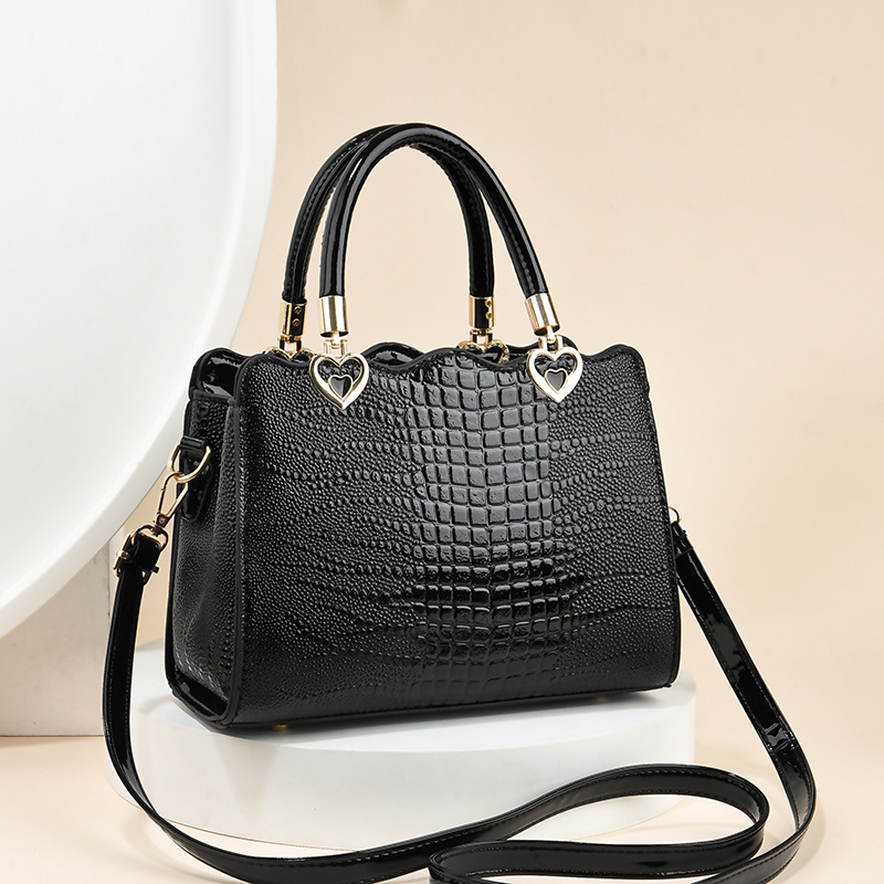 Women's Bag 2023 Fashionable and elegant crossbody bag with large capacity, a gift for middle-aged mothers, a commuting quality handbag full figure