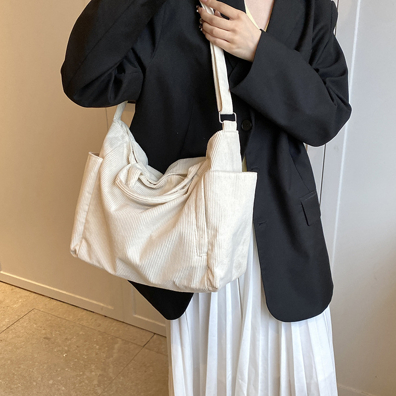 Crossbody bag, Japanese style zipper commuter thickened canvas tote bag, casual and artistic, simple single-shoulder handbag for students details Picture