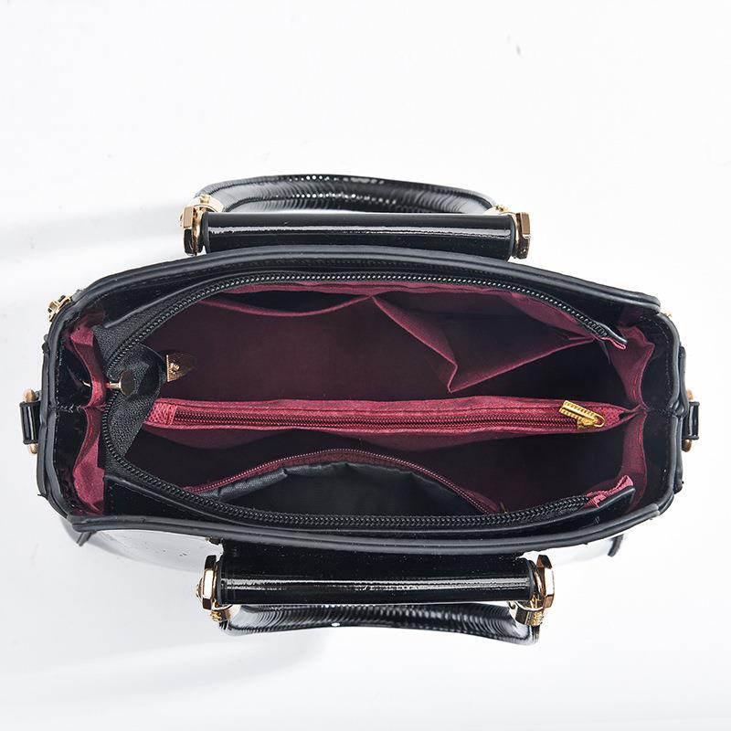 The 2023 new large-capacity crossbody bag for women is stylish and versatile. It's a single-shoulder hand-carry bag made of crocodile pattern shiny leather Application Scenario