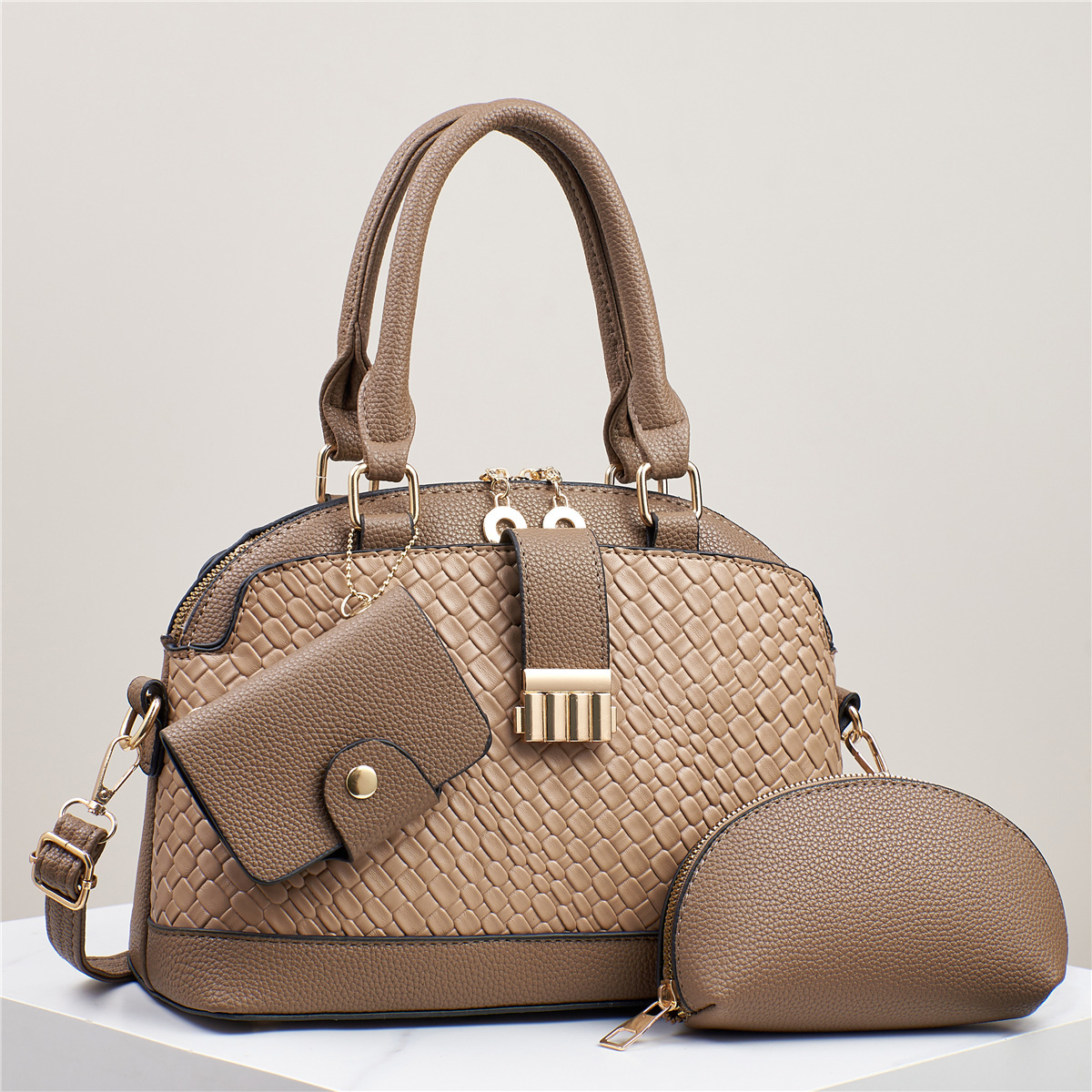 This year's popular women's mother-and-child bag, a retro, simple and fashionable handbag set, a three-piece shell single-shoulder crossbody bag for 2024 Specification drawing