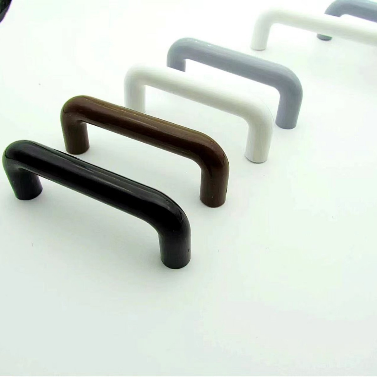 ABS plastic handle, arc-shaped U-shaped handle, plastic black sand silver handle, industrial special handle, pallet handle Application Scenario