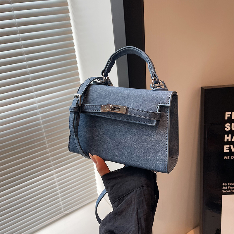 A versatile Instagram handbag for women, a new 2024 trendy and stylish Kelly bag, a high-end casual crossbody bag Specification drawing