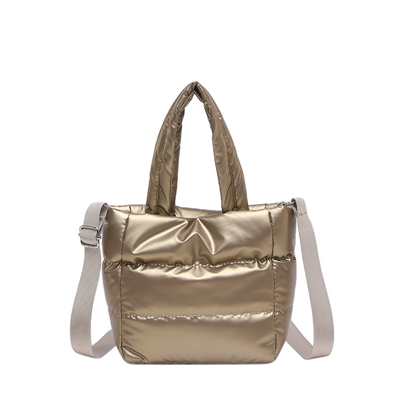 A cute and versatile winter cotton-padded jacket bag, a fashionable and individual hand-held cream puff bag, and a single-shoulder crossbody bucket bag Item Picture