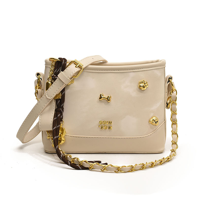High-end and fashionable small square bag for women 2025, new niche design, simple and casual single-shoulder bag, trendy and versatile women's bag Item Picture